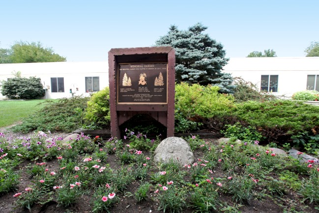 The Laurels of Galesburg: Garden